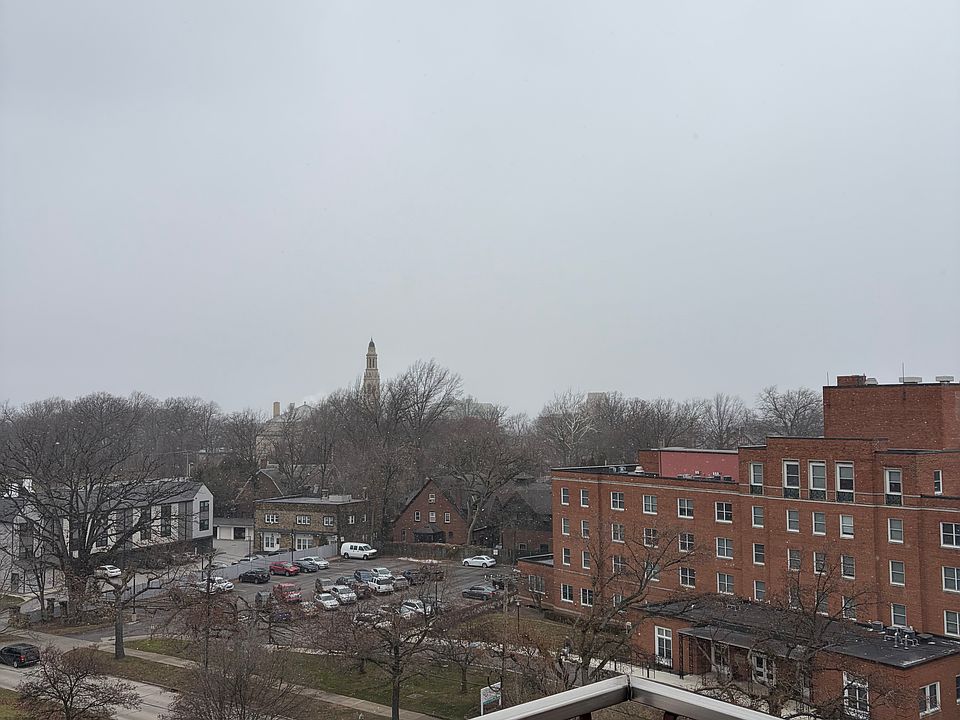 1st image of 2768 Lancashire Rd #204