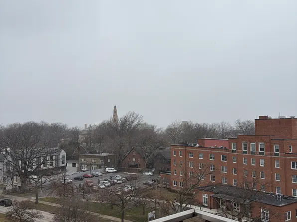 2768 Lancashire Rd #204, Cleveland, OH 44106