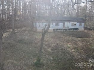 9510 View Dr, Hickory, NC 28601