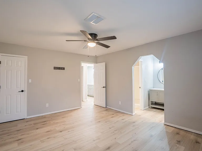 32044 E 724th Ter — Photo 16