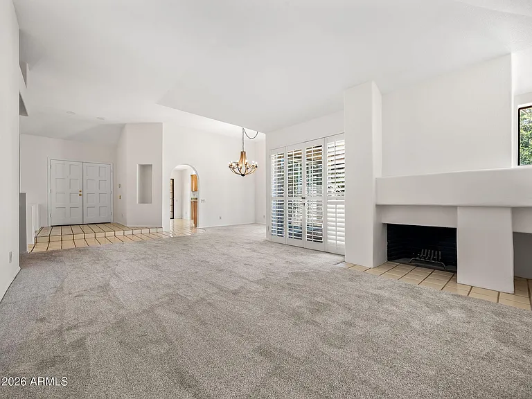 9823 N 100th Pl — Photo 12