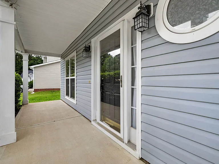 4621 Landover Dale Dr — Photo 4