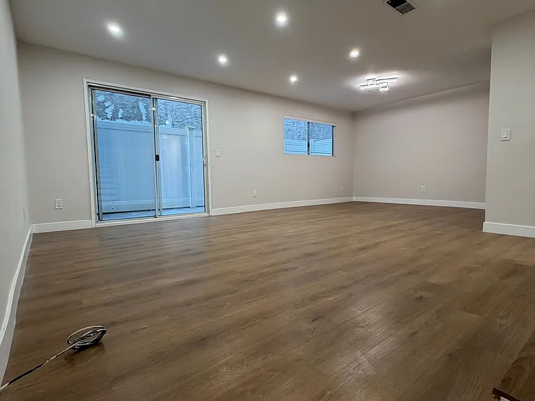 327 S Madison Way #C — Photo 10