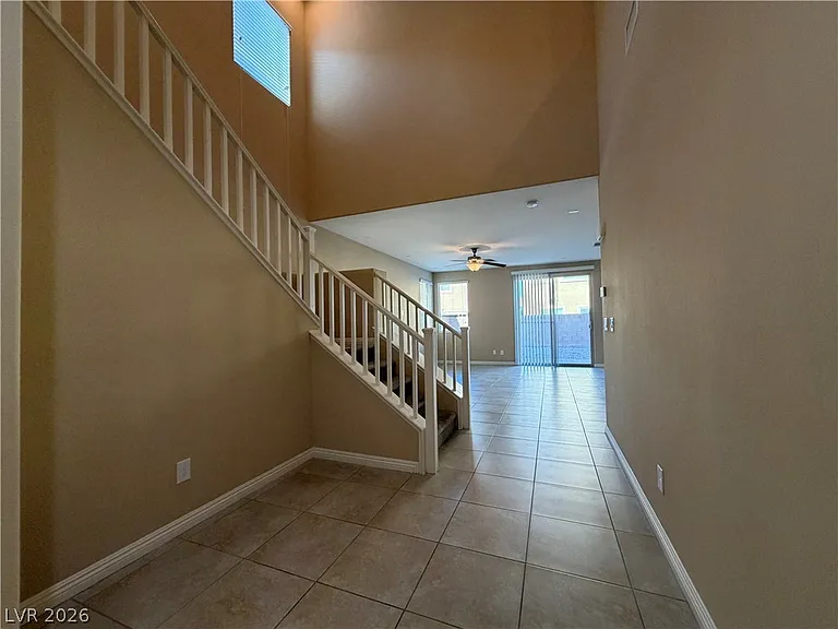 6176 Jennings Cove Ct — Photo 3