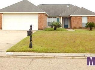 5247 Seneca Dr, Darrow, LA 70725