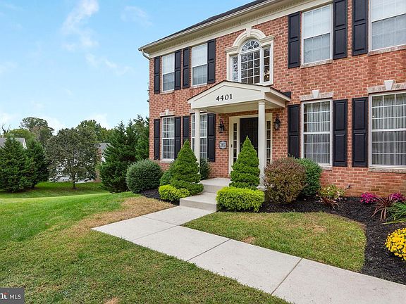 3rd image of 4401 Burkes Promise Dr
