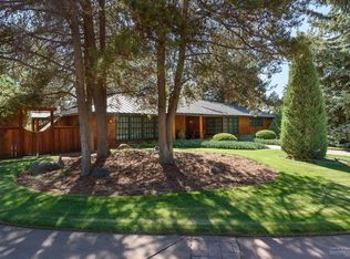 60230 Tekampe Rd, Bend, OR 97702
