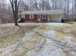 17189 L P Bailey Hwy, Nathalie, VA 24577