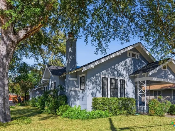 502 Elm St, Seguin, TX 78155