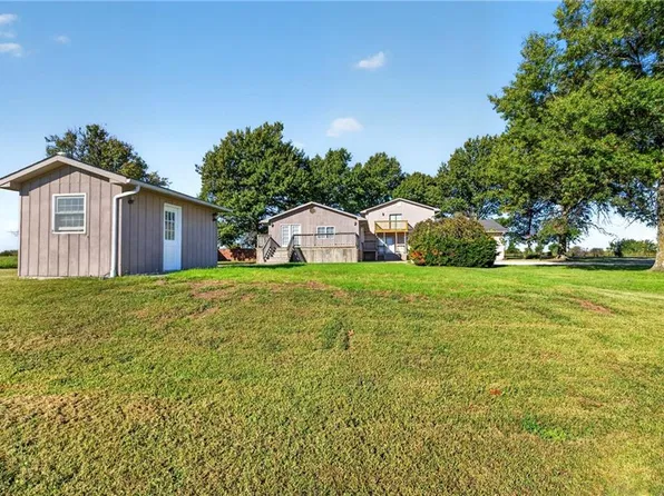 622 N 69th Hwy, Arma, KS 66712