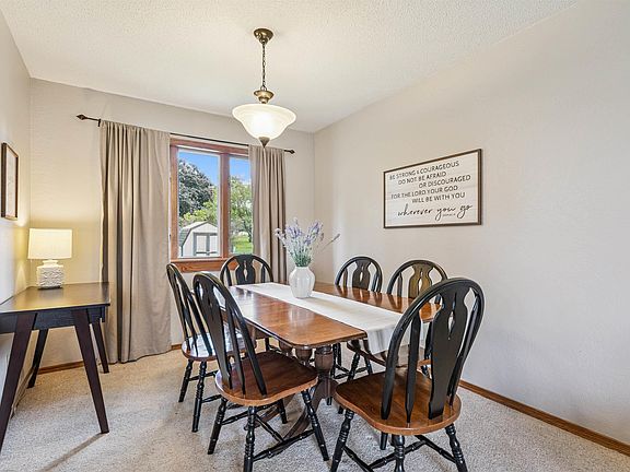 5th image of 114 Parkgate Rd