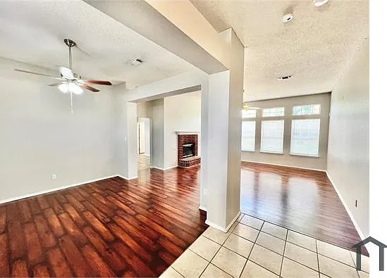 4 bed, 1826 sqft, $2,700 — Photo 4