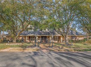106 Fairmont Dr, Bossier City, LA 71111