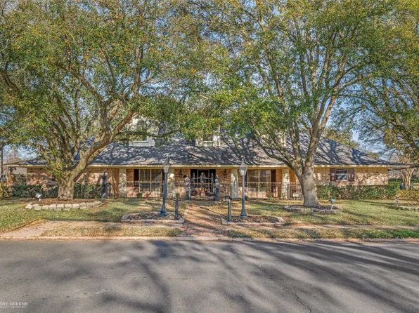 106 Fairmont Dr, Bossier City, LA 71111