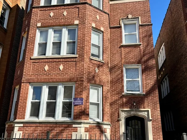 7721 S Phillips Ave, Chicago, IL 60649