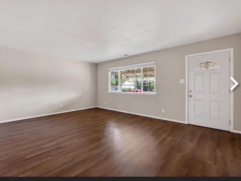 1403 Topaz Way #1 — Photo 16