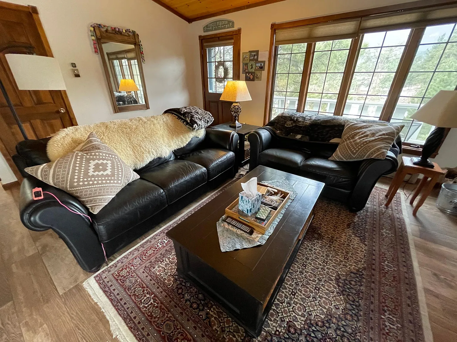 2 bed, 1200 sqft, $3,500 — Photo 2