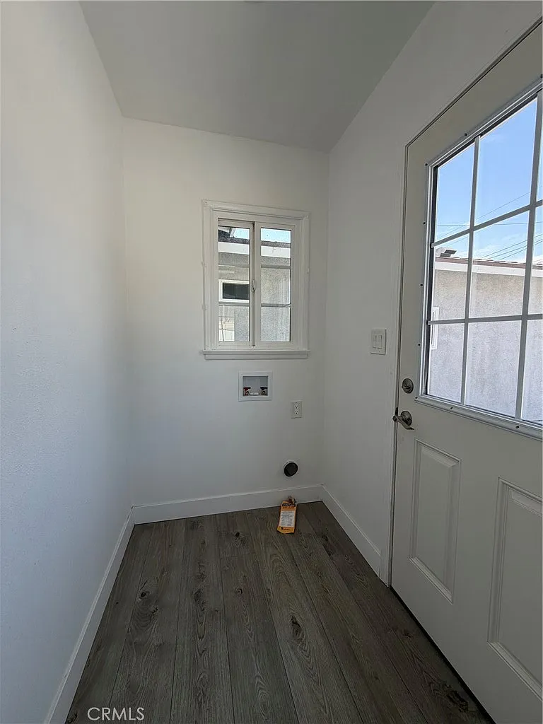 3 bed, 1156 sqft, $3,200 — Photo 3