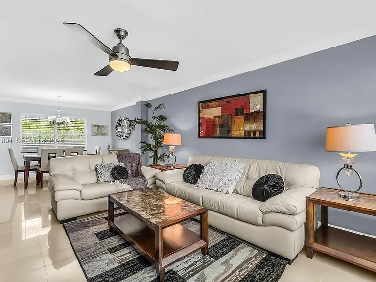 220 Kings Point Dr #314 — Photo 11
