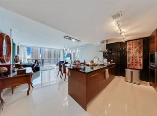 465 Brickell Ave APT 1019, Miami, FL 33131