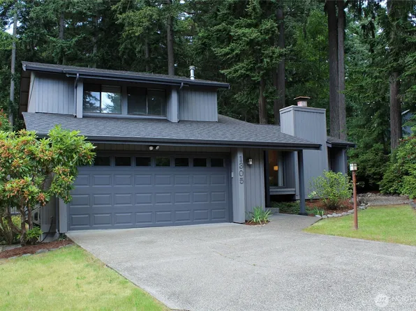 1305 37th Street Ct NW, Gig Harbor, WA 98335