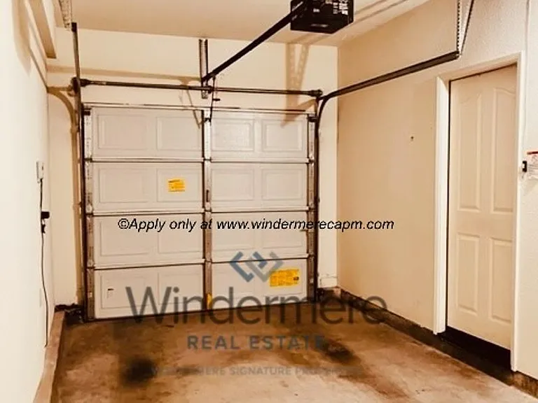 130 Penhow Cir — Photo 27