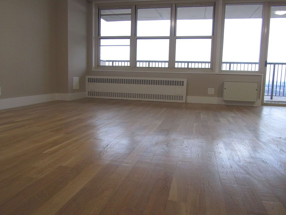 1st image of 12333 83rd Ave APT 2001