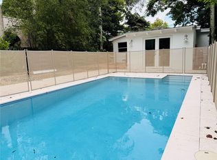 Douglas Circle, Miami, FL 33133