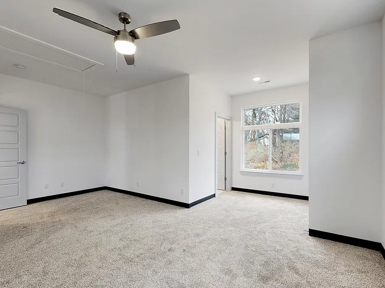 3817 Jett Ln — Photo 17