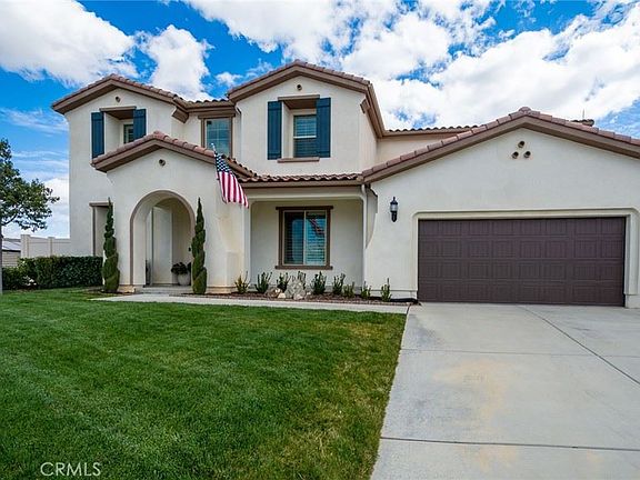 4th image of 37732 Mockingbird Ave