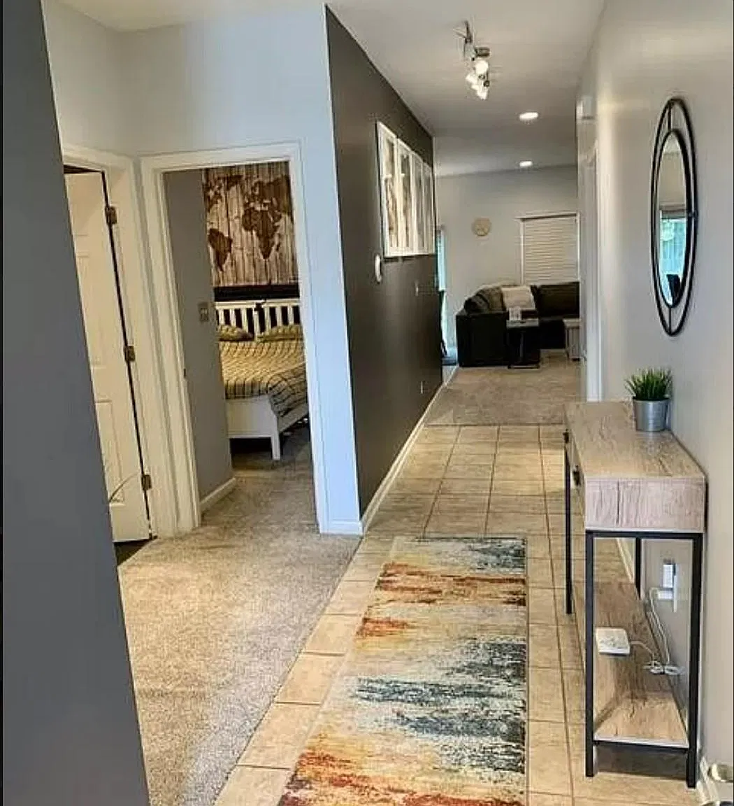 960 Baden Manor Dr — Photo 3
