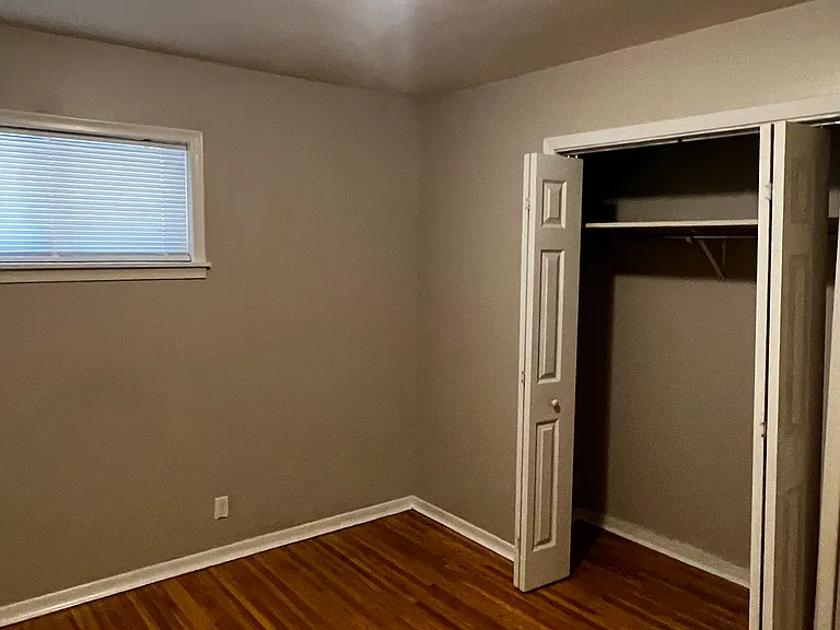 4016 Maple St — Photo 17