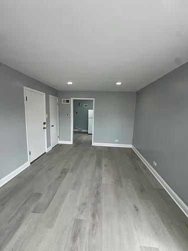 8201 Kilpatrick Ave #1S Photo 1
