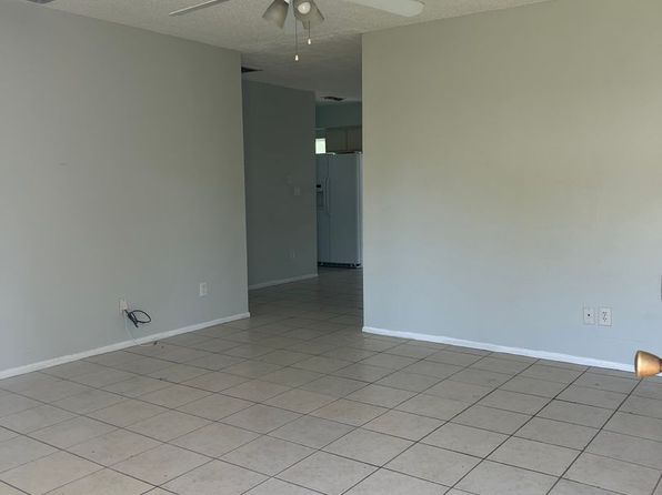 1517-21 SW Santa Barbara Pl #1