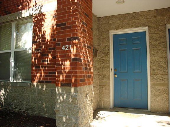 2nd image of 421 N Sarah St