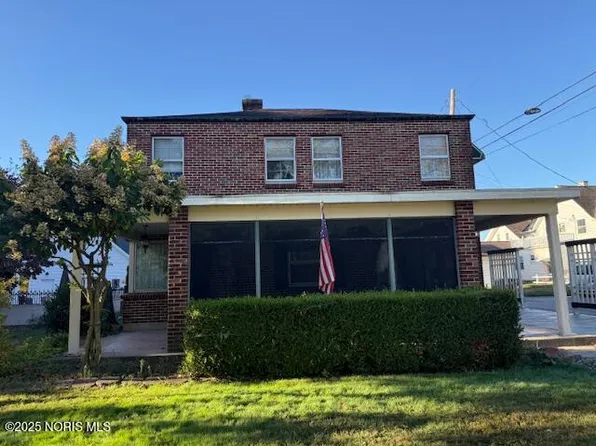 305 W 1st St, Defiance, OH 43512