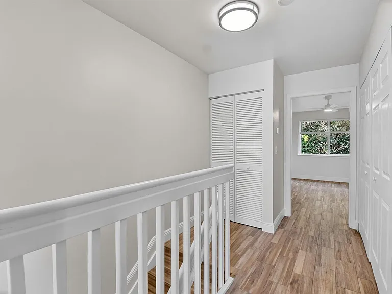 6917 Crooked Fence Dr — Photo 33