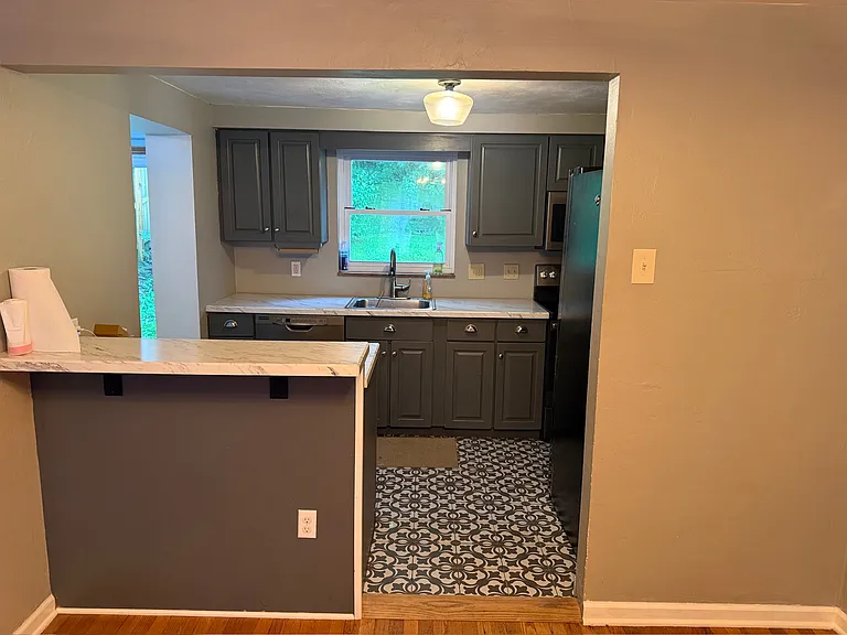 11831 Joan Dr — Photo 12