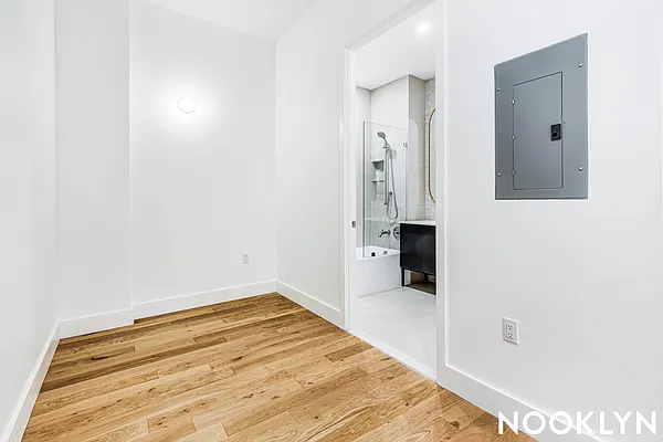 Rented by Nooklyn NYC LLC | media 10