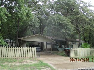 3911 Wild China Dr, Elmendorf, TX 78112