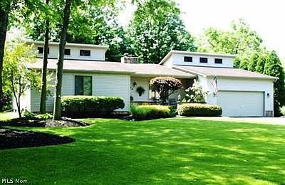 1st image of 810 Shadowood Ln NE
