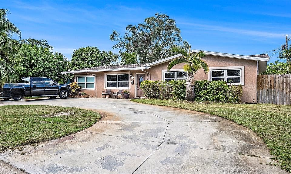 1st image of 5535 24TH AVENUE N