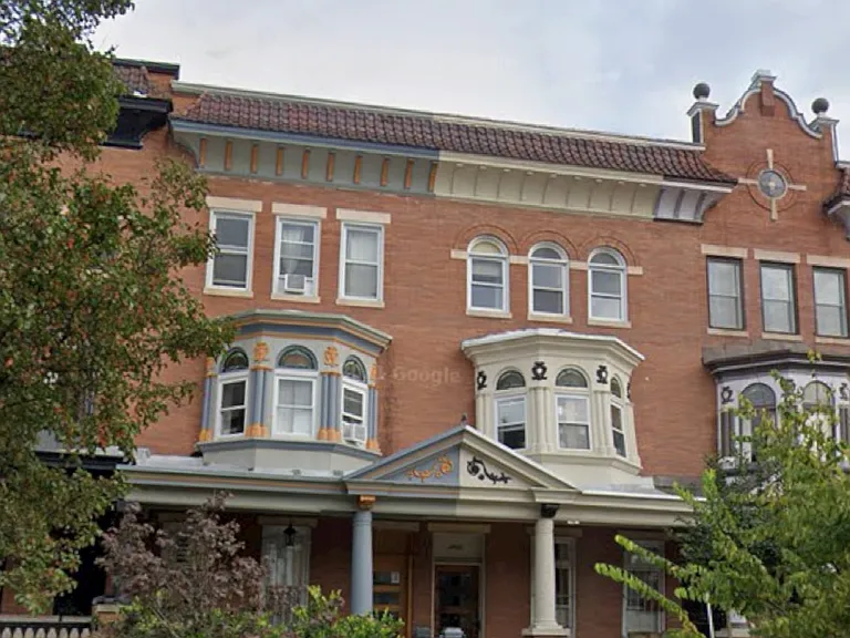 2703 N Calvert St #1 — Photo 2