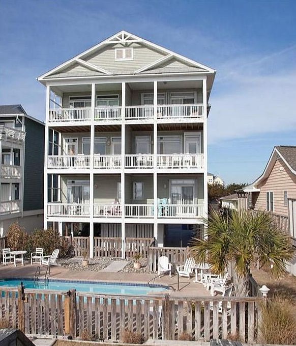 Oceanside view of property. Unit 1 is the right half of the duplex in this picture. Five bedrooms, four and a half bathrooms. Three-month lease== 12/01/21 through 02/28/2022.