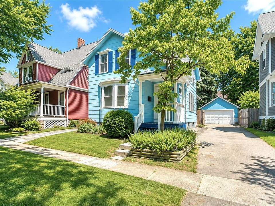 1st image of 242 Linden St