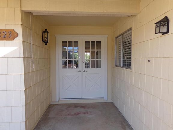 2nd image of 11223 S Shoshoni Dr
