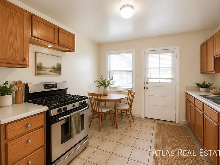 4529 E Yale Ave — Photo 3
