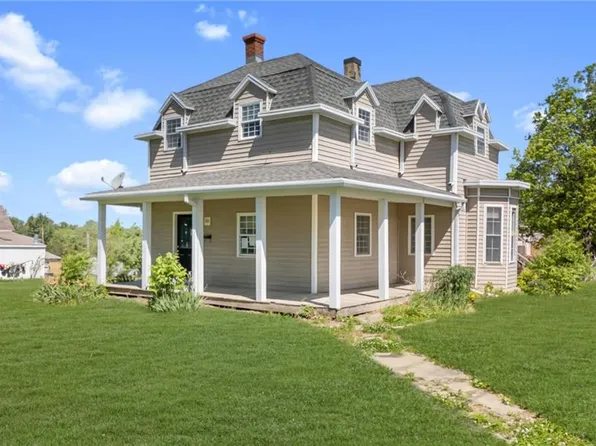 301 W Van Buren St, Gallatin, MO 64640