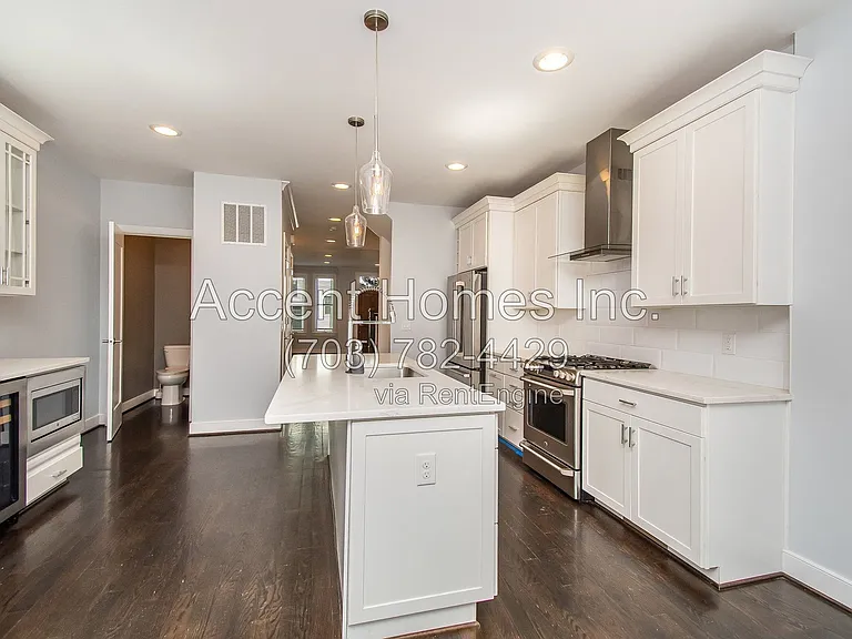 210 S Patrick St — Photo 6