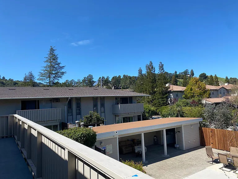 640 Moraga Rd — Photo 9
